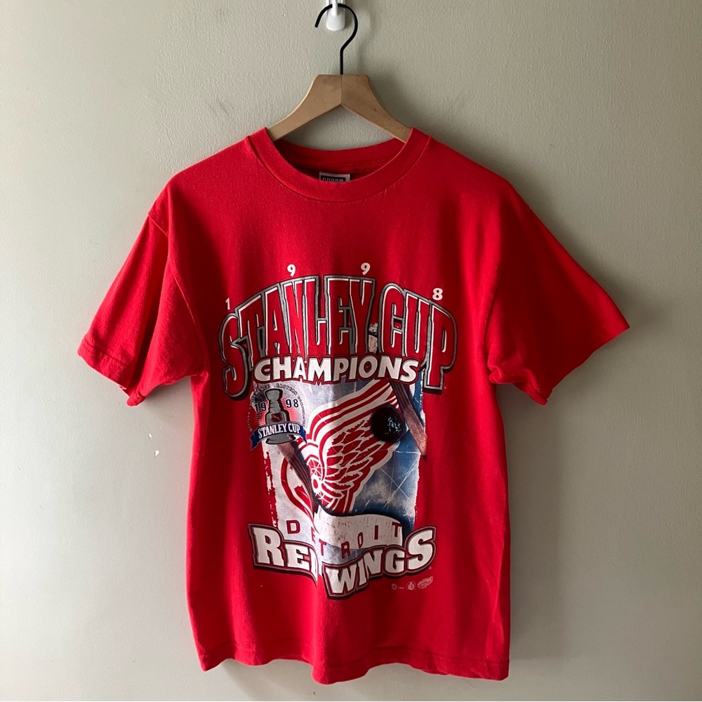 VINTAGE 1998 Stanley Cup Detroit Red Wings T-Shirt